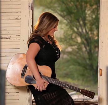 LIVE MUSIC | April Hall Trio