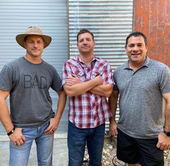 LIVE MUSIC | Shades of Blue