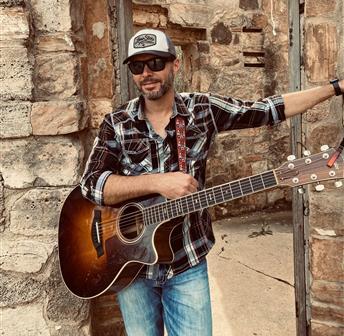 LIVE MUSIC | Justin McFarland