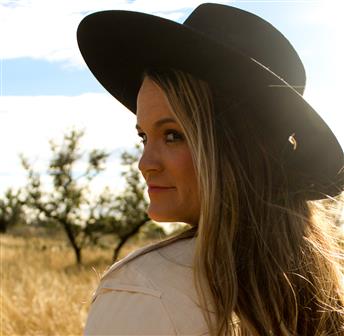 LIVE MUSIC | Krissy Taylor 